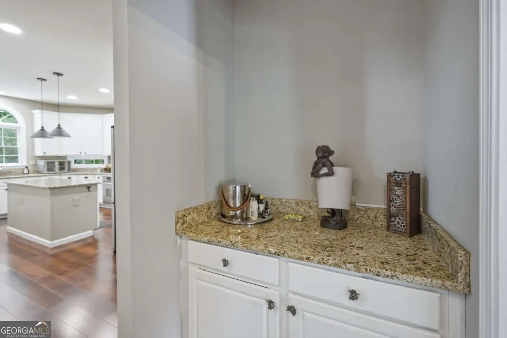 230 Park Creek DR Alpharetta, GA 30005