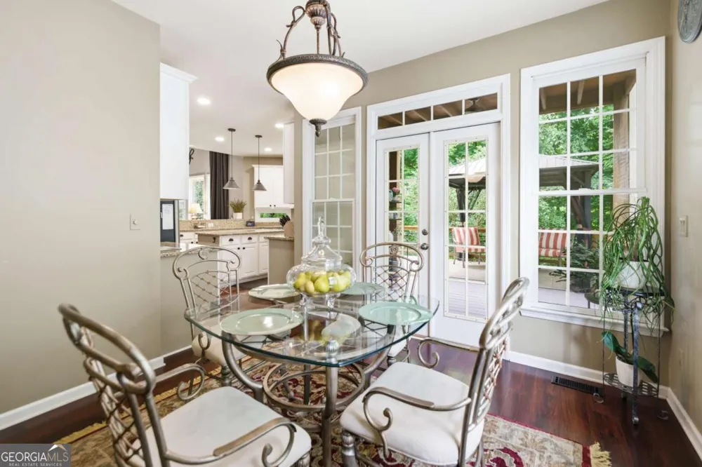 230 Park Creek DR Alpharetta, GA 30005