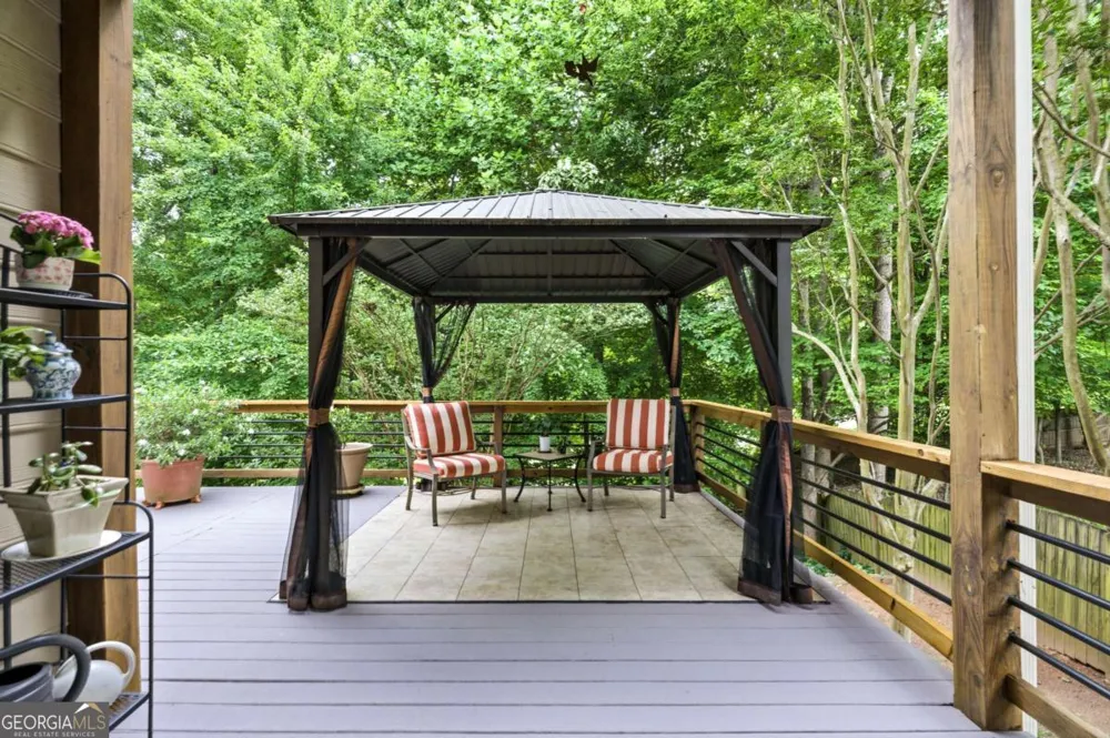 230 Park Creek DR Alpharetta, GA 30005