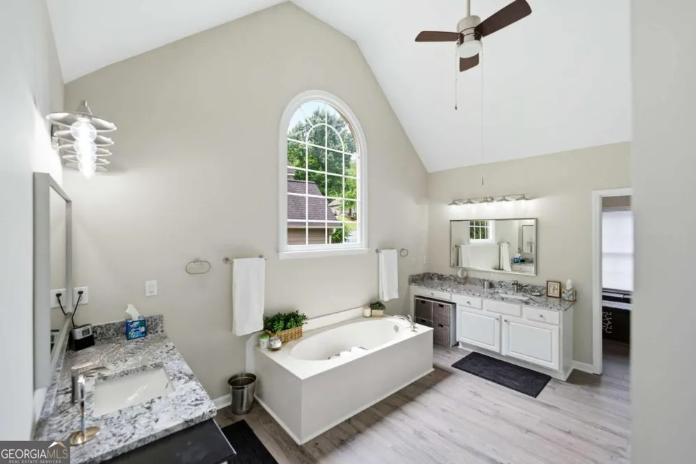 230 Park Creek DR Alpharetta, GA 30005