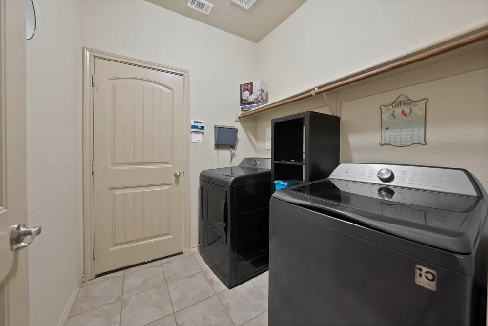 1420 Melanie Trail Midlothian, TX 76065