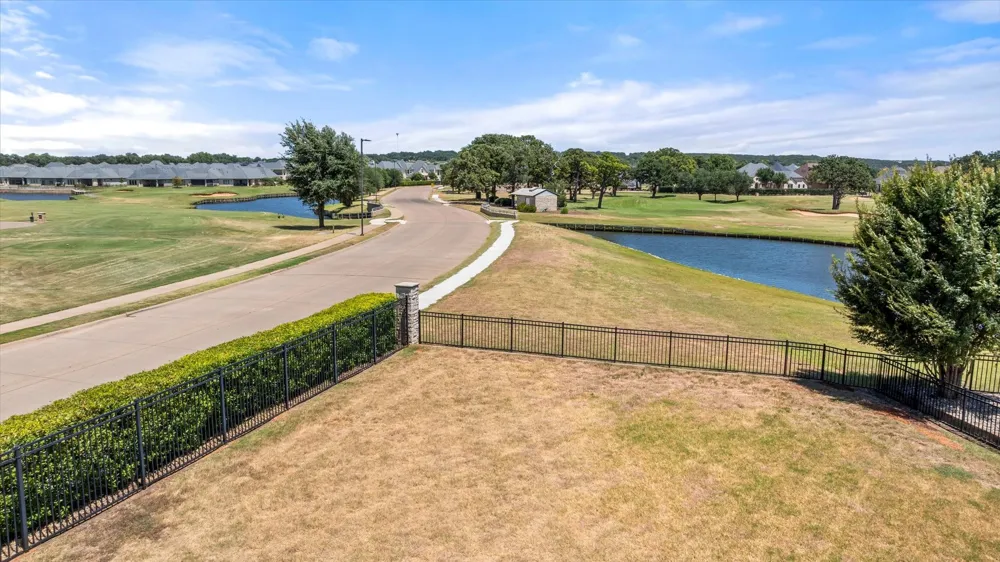 1402 Amsterdam Court Granbury, TX 76048