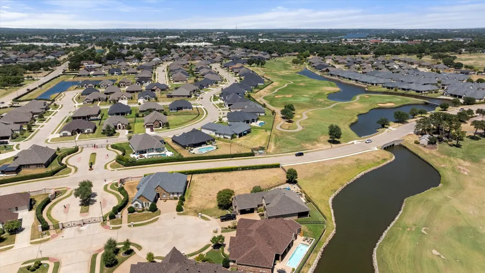 1402 Amsterdam Court Granbury, TX 76048