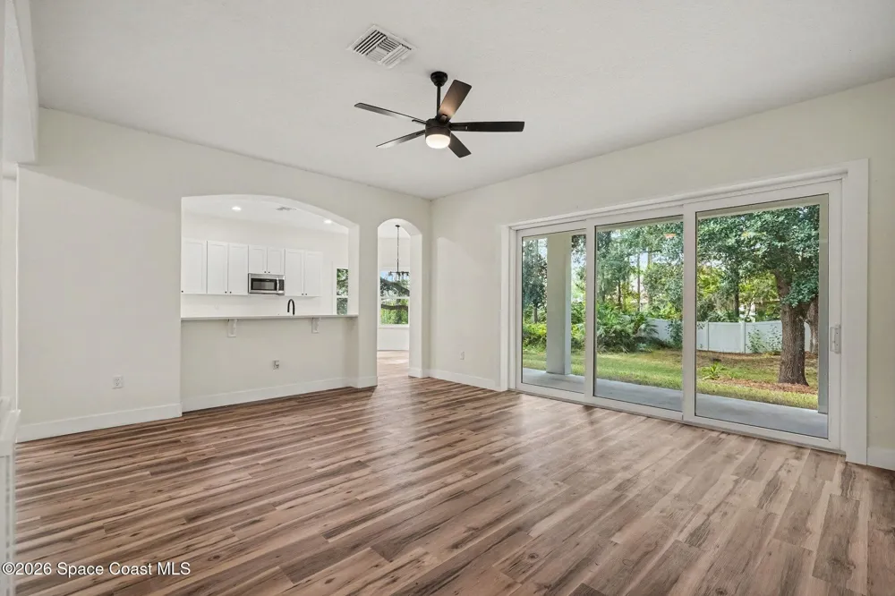 3025 Fawn Lake Boulevard Mims, FL 32754