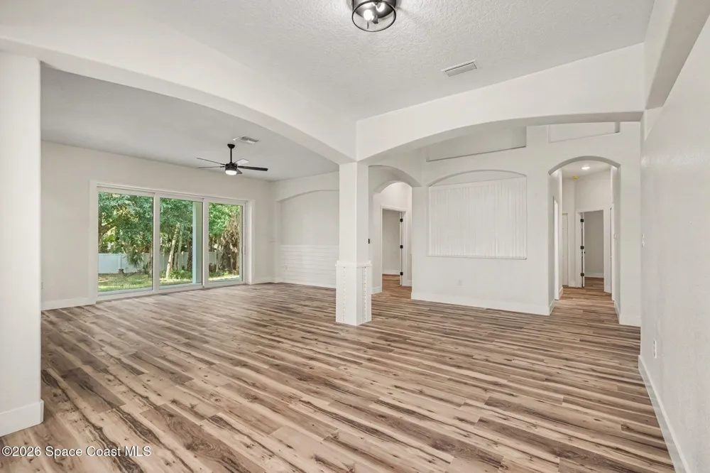3025 Fawn Lake Boulevard Mims, FL 32754
