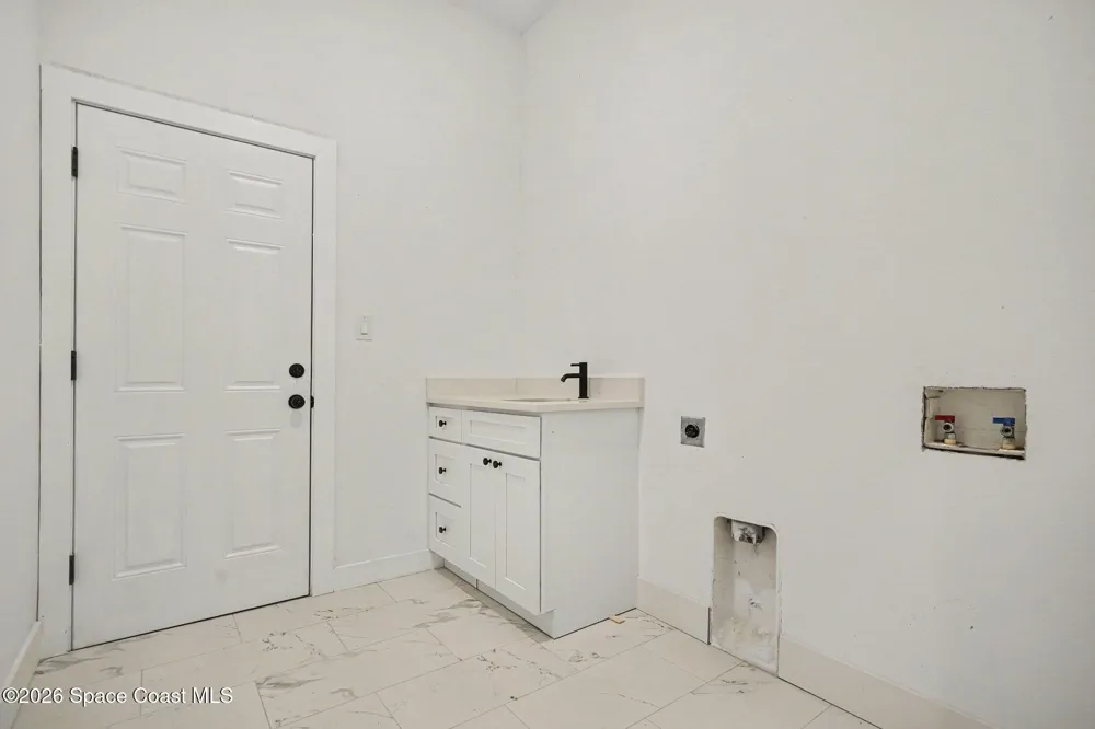 3025 Fawn Lake Boulevard Mims, FL 32754
