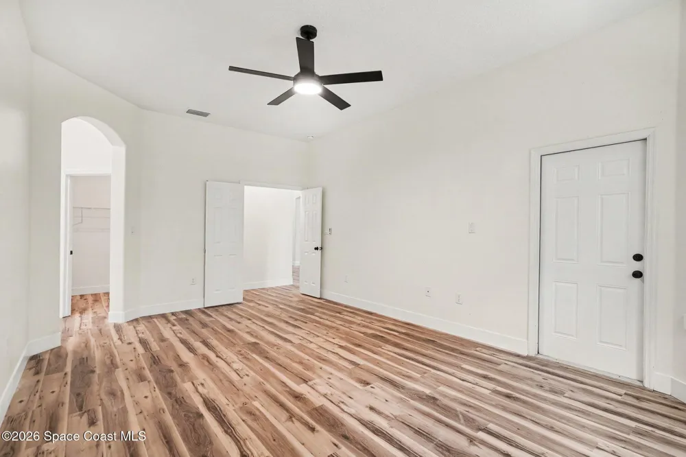 3025 Fawn Lake Boulevard Mims, FL 32754