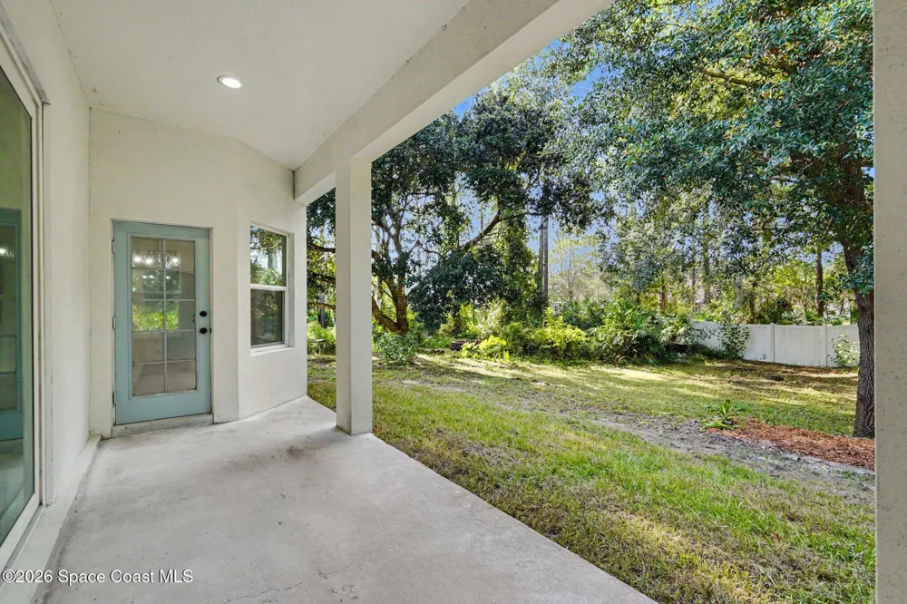 3025 Fawn Lake Boulevard Mims, FL 32754