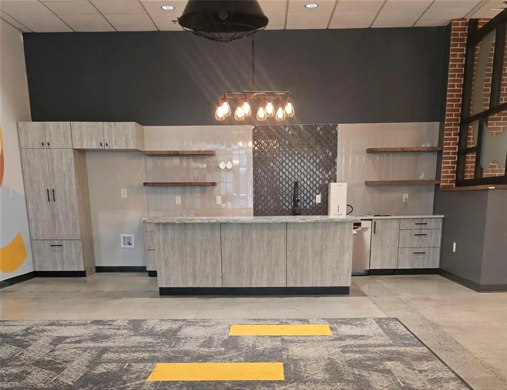6475 E Johns Crossing Johns Creek, GA 30097
