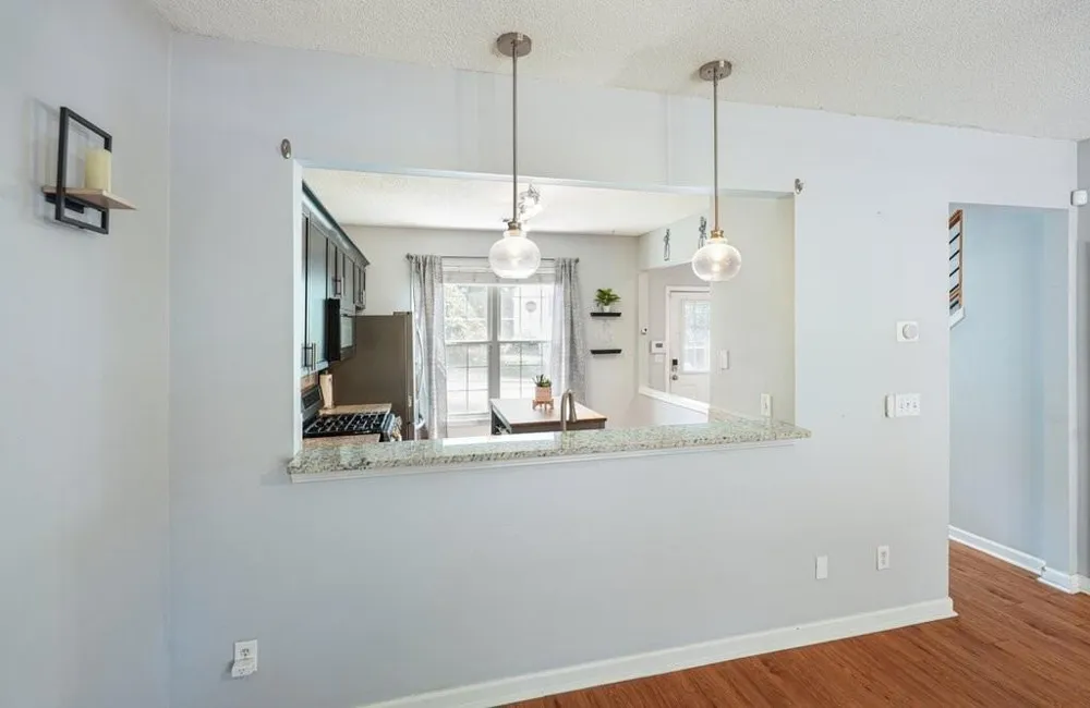 2000 Whitestone Place Alpharetta, GA 30005