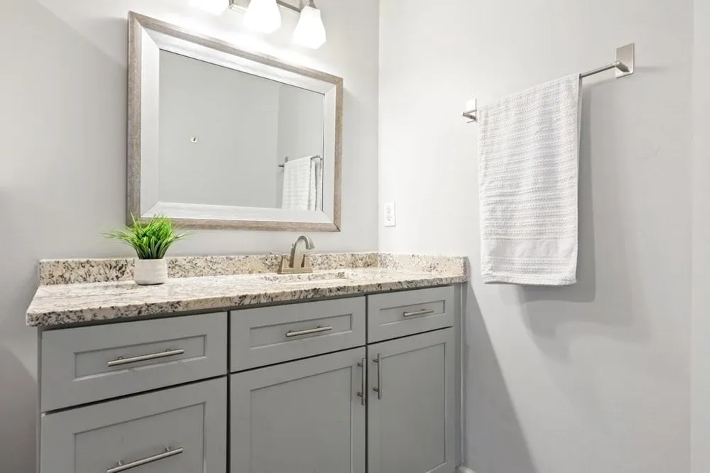 2000 Whitestone Place Alpharetta, GA 30005