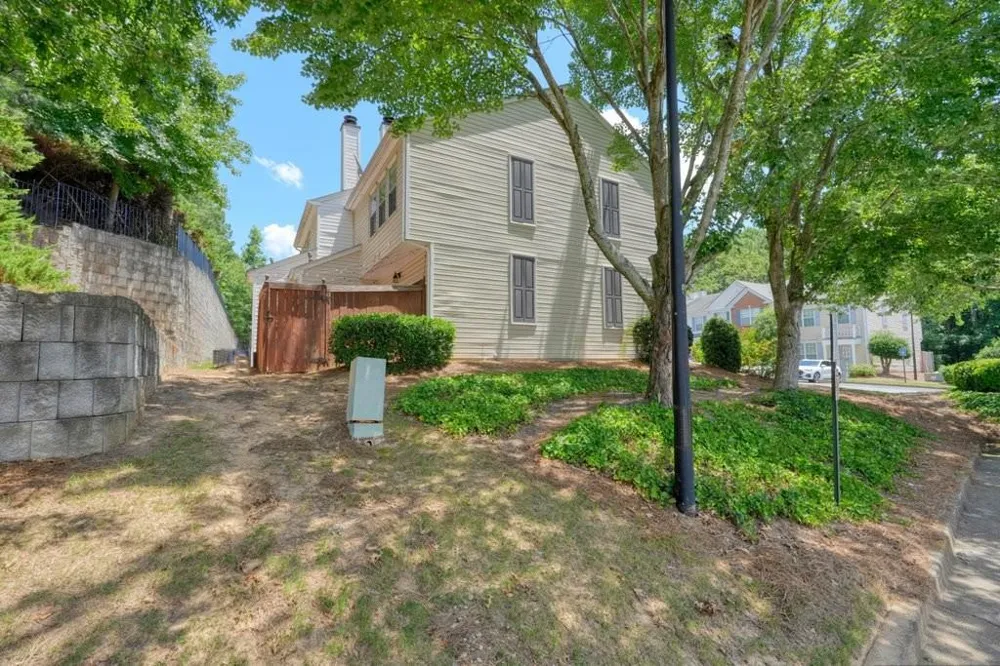 2000 Whitestone Place Alpharetta, GA 30005