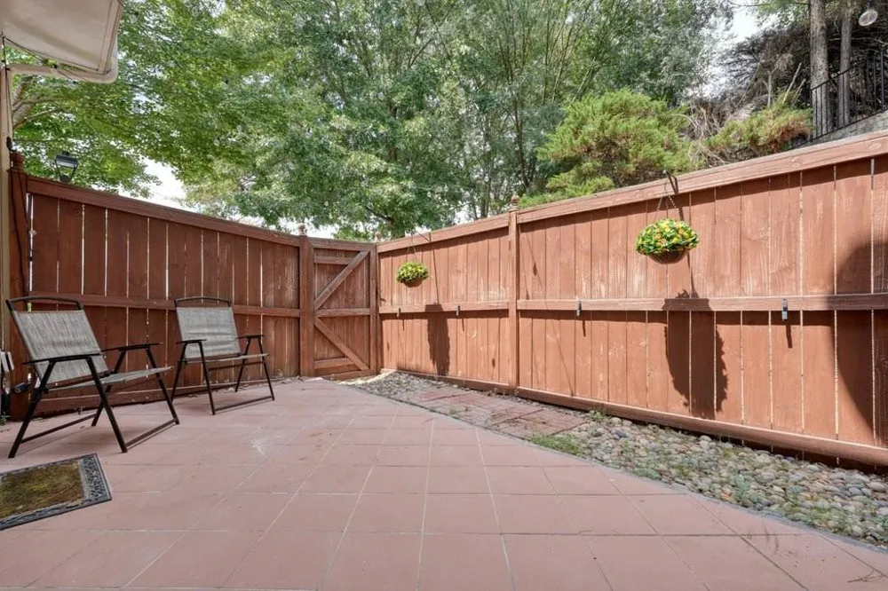 2000 Whitestone Place Alpharetta, GA 30005