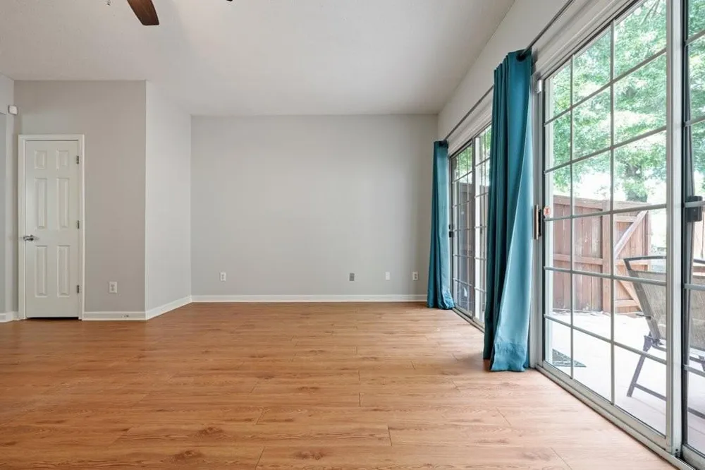 2000 Whitestone Place Alpharetta, GA 30005