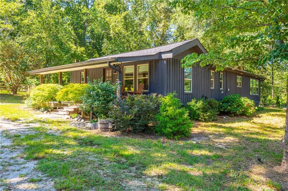 200 Clayton Burns Road Dahlonega, GA 30533
