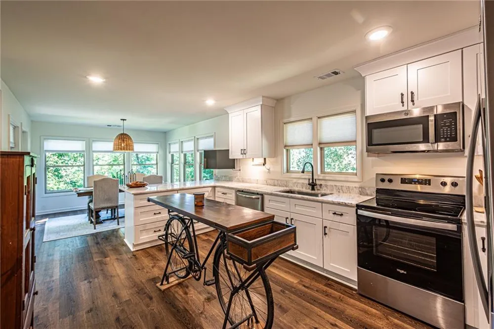 200 Clayton Burns Road Dahlonega, GA 30533