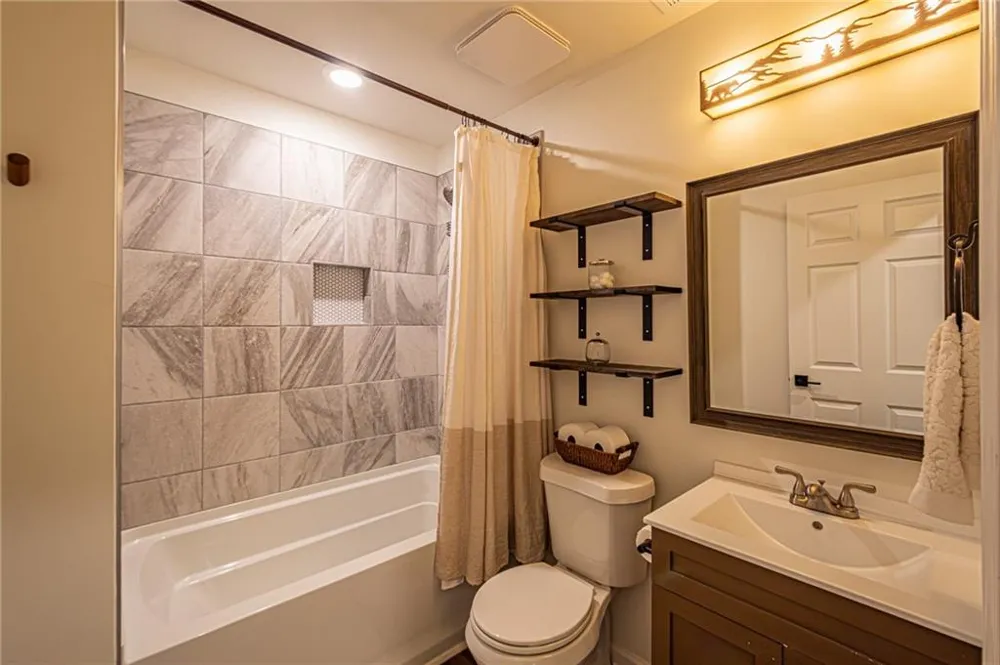 200 Clayton Burns Road Dahlonega, GA 30533