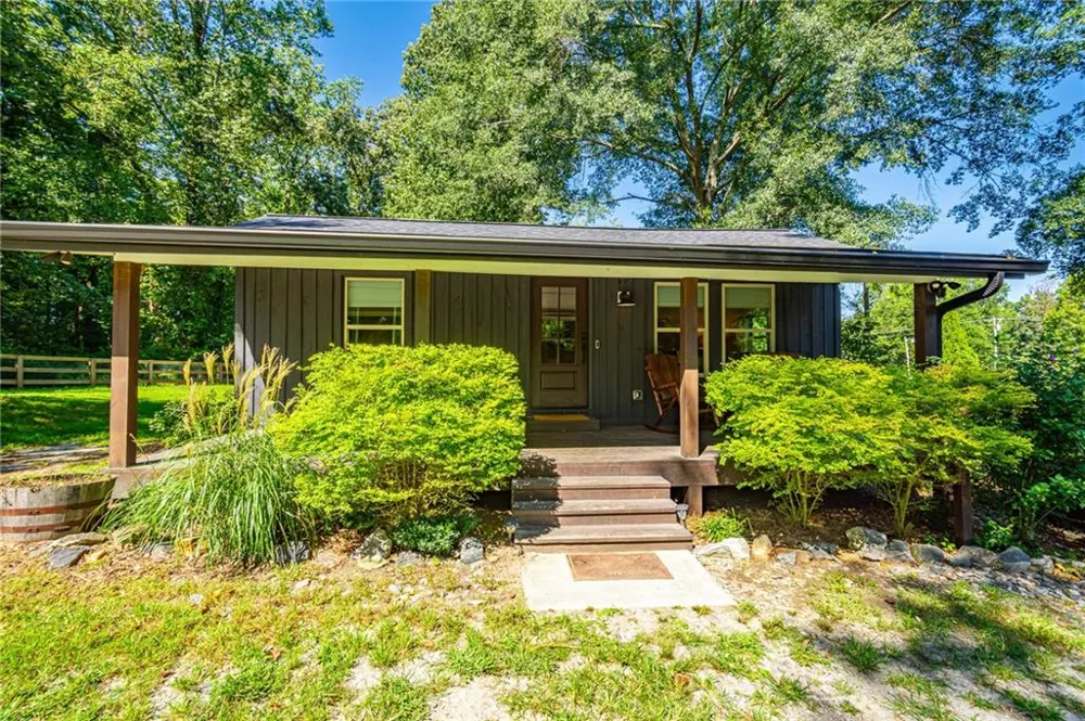 200 Clayton Burns Road Dahlonega, GA 30533