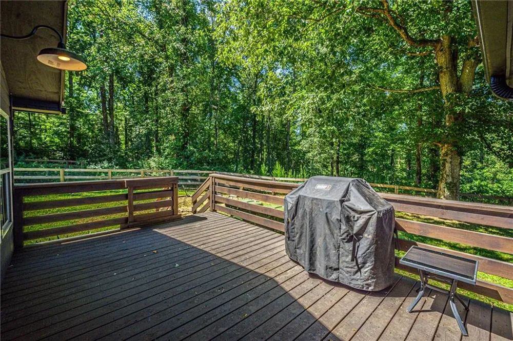 200 Clayton Burns Road Dahlonega, GA 30533