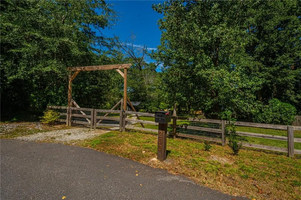 200 Clayton Burns Road Dahlonega, GA 30533