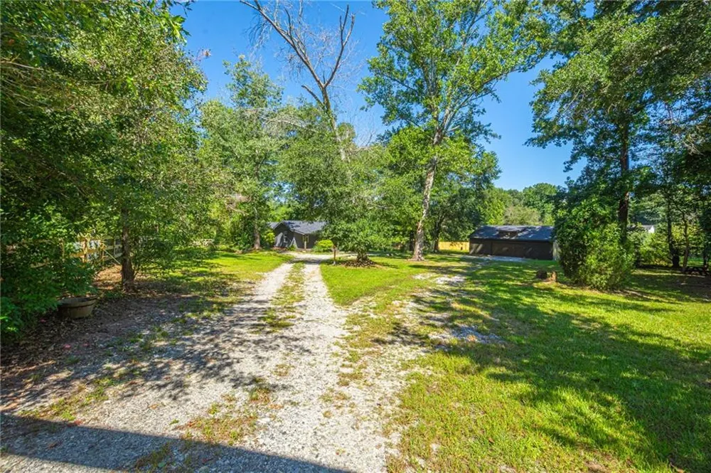 200 Clayton Burns Road Dahlonega, GA 30533