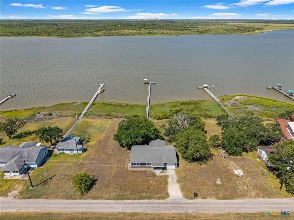 532 County Road 311 Port Lavaca, TX 77979