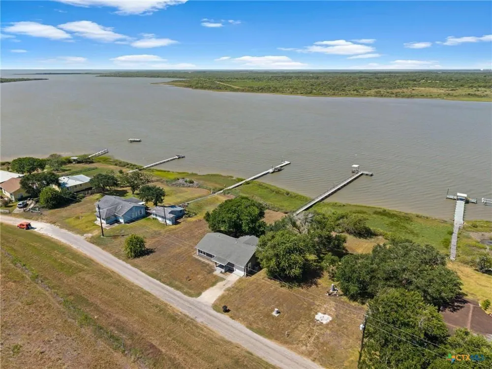 532 County Road 311 Port Lavaca, TX 77979