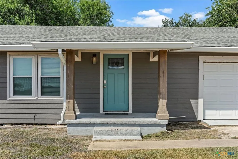 532 County Road 311 Port Lavaca, TX 77979