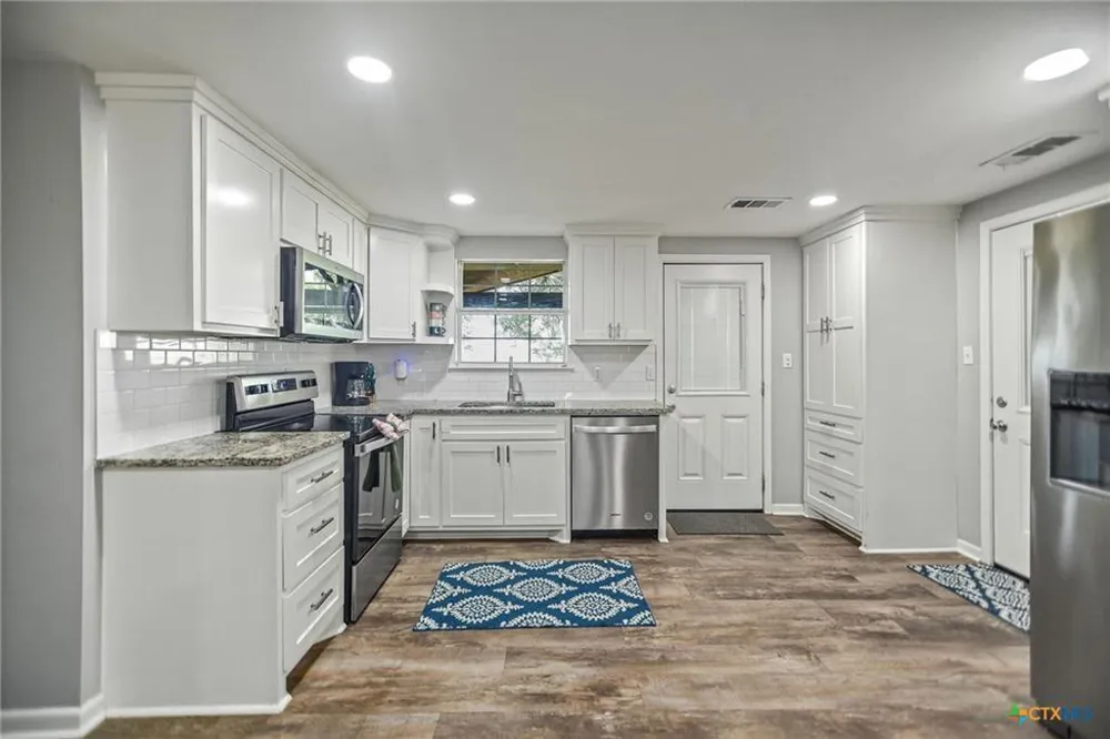 532 County Road 311 Port Lavaca, TX 77979