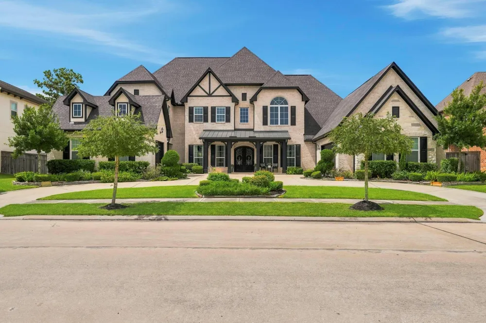 2319 Red Fox Drive Missouri City, TX 77459