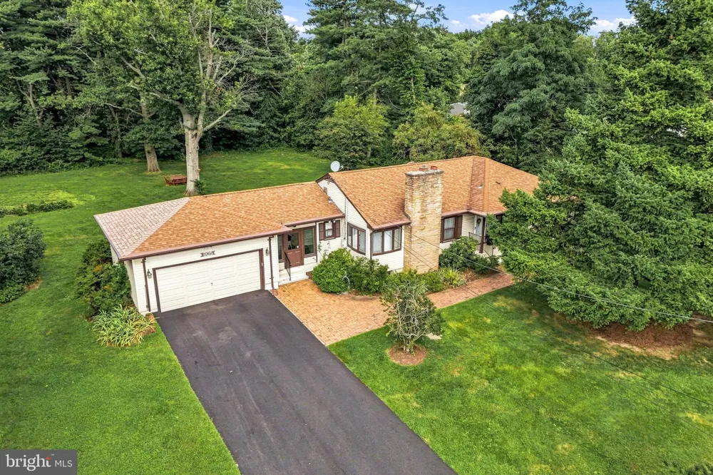 805 LENOLA ROAD Moorestown, NJ 08057