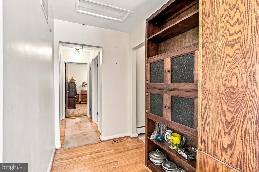 805 LENOLA ROAD Moorestown, NJ 08057