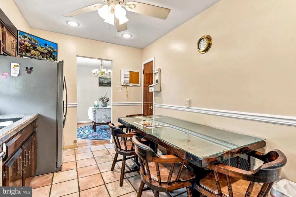 805 LENOLA ROAD Moorestown, NJ 08057