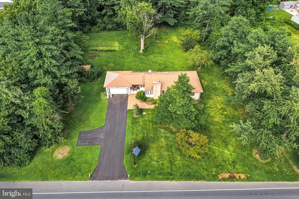 805 LENOLA ROAD Moorestown, NJ 08057
