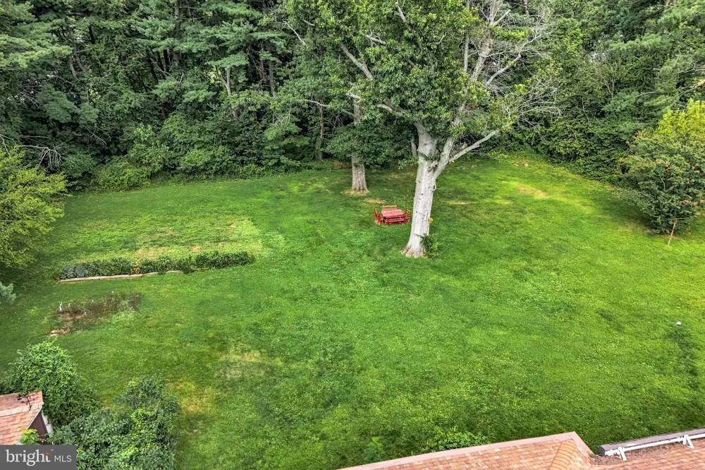 805 LENOLA ROAD Moorestown, NJ 08057