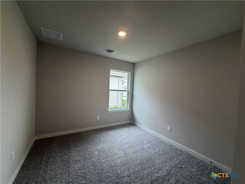 506 University Avenue Troy, TX 76579
