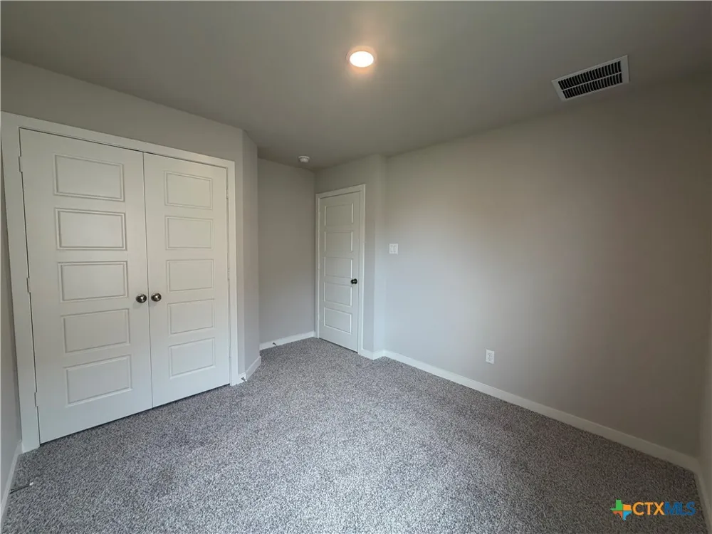 506 University Avenue Troy, TX 76579