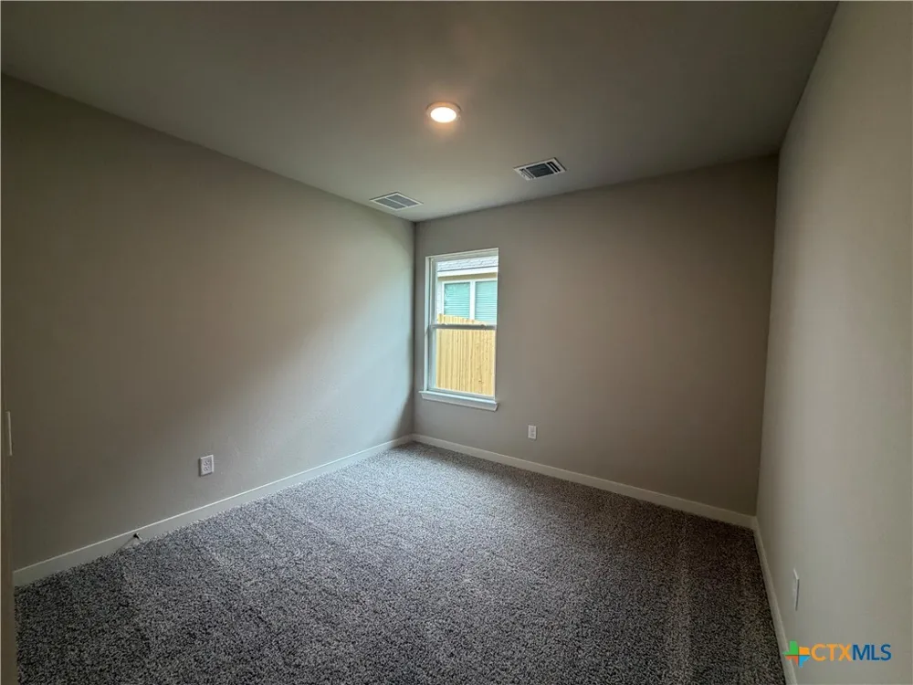 506 University Avenue Troy, TX 76579