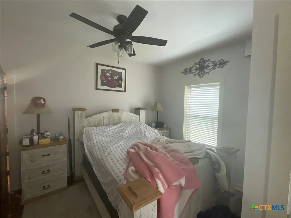 17377 Hwy 87 Nursery, TX 77976