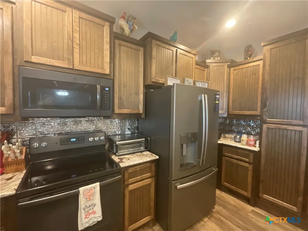 17377 Hwy 87 Nursery, TX 77976