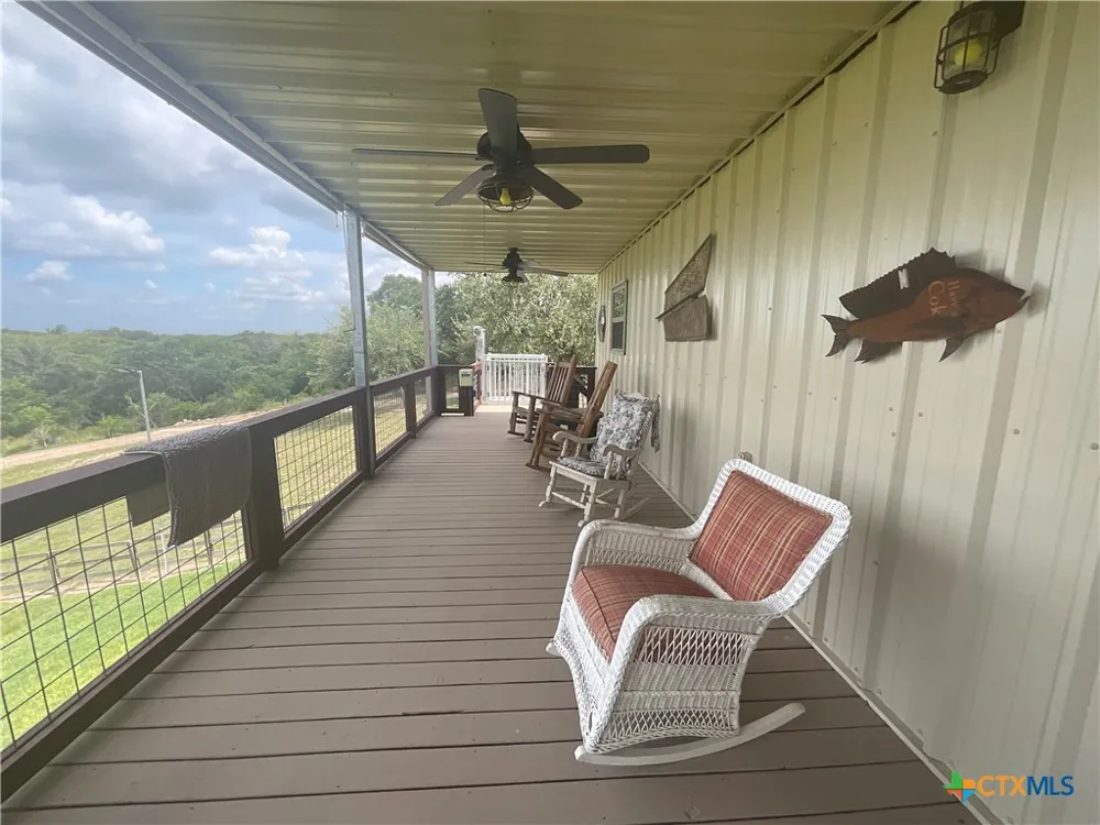 17377 Hwy 87 Nursery, TX 77976
