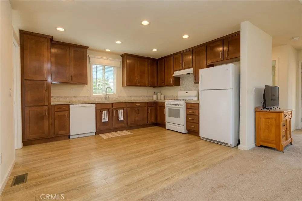 1221 Lurena Paradise, CA 95969