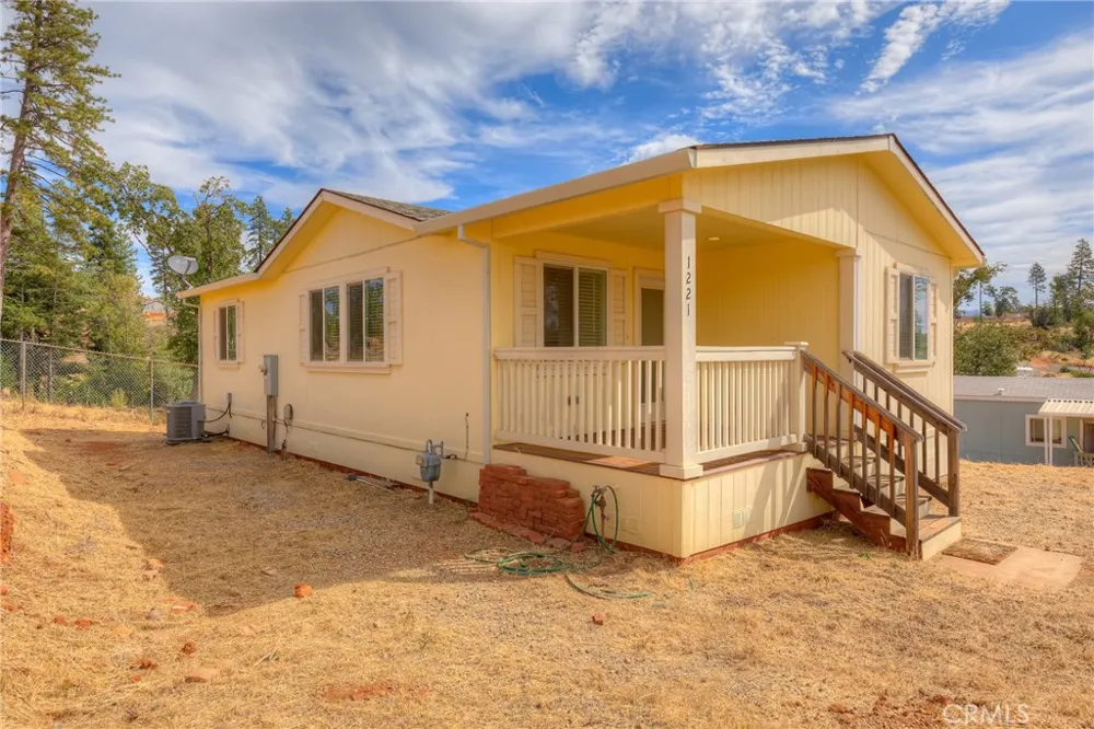 1221 Lurena Paradise, CA 95969