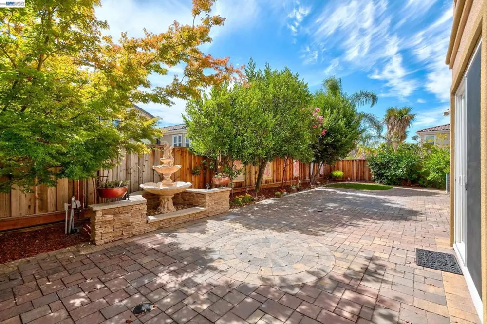 4951 GRAYHAWK CT Dublin, CA 94568