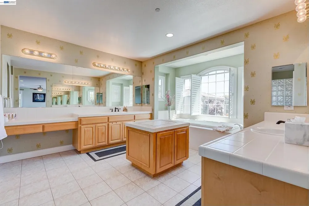 4951 GRAYHAWK CT Dublin, CA 94568
