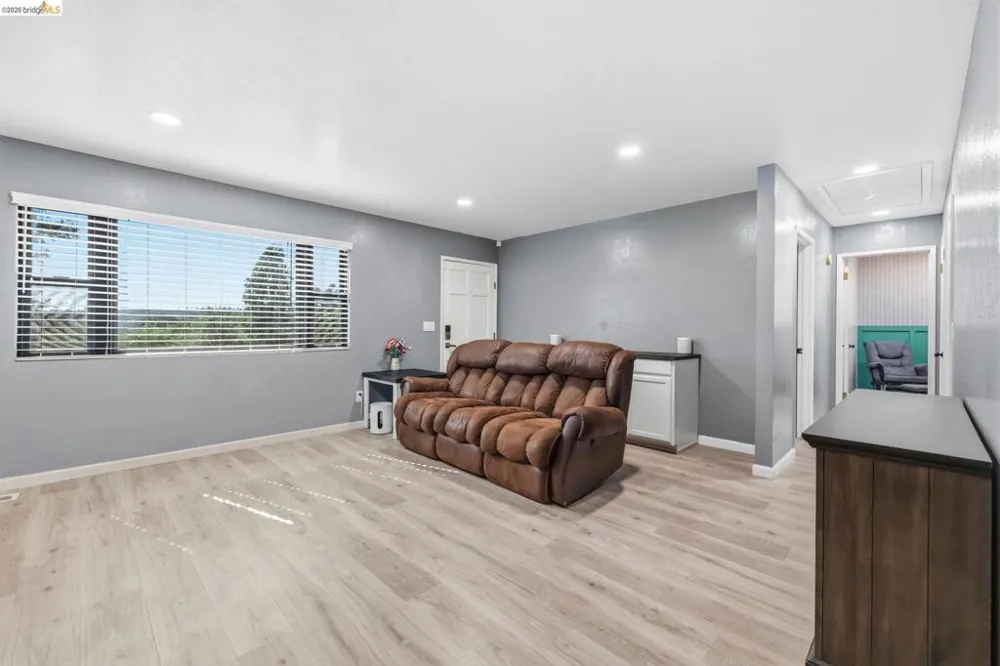 18955 North Dr Jamestown, CA 95327