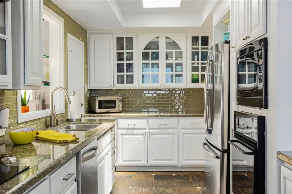 31731 Seacove Laguna Beach, CA 92651