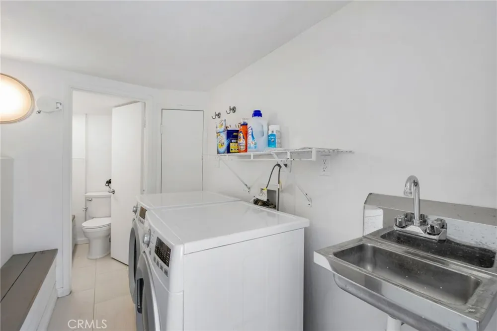 31731 Seacove Laguna Beach, CA 92651