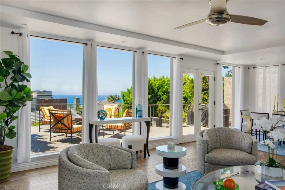 31731 Seacove Laguna Beach, CA 92651