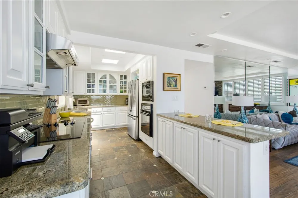 31731 Seacove Laguna Beach, CA 92651